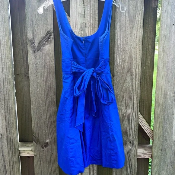 Delia’s blue fit and flare dress with tie - Picture 4 of 6
